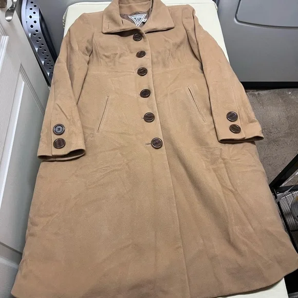 Marvin Richards size 8 timeless classic wool/cashmere blend coat